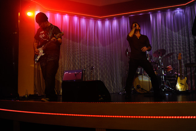 U2 truibute   Pierangelo Bettoni (69) - U2 Tribute